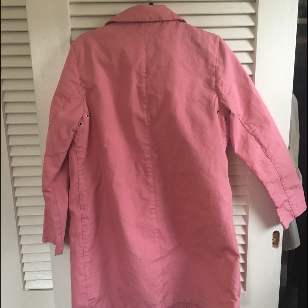 GAP pink trench coat.  Size Large - Picture 2 of 3